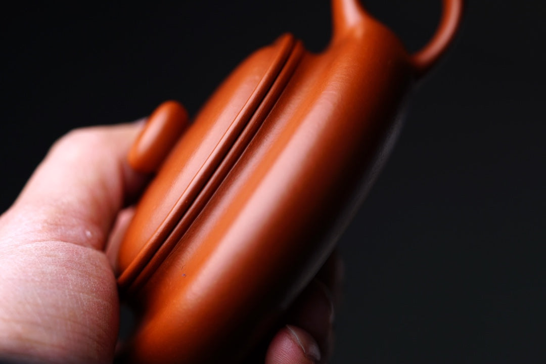 原礦朱泥扁腹紫砂壺「20230901每日特價」