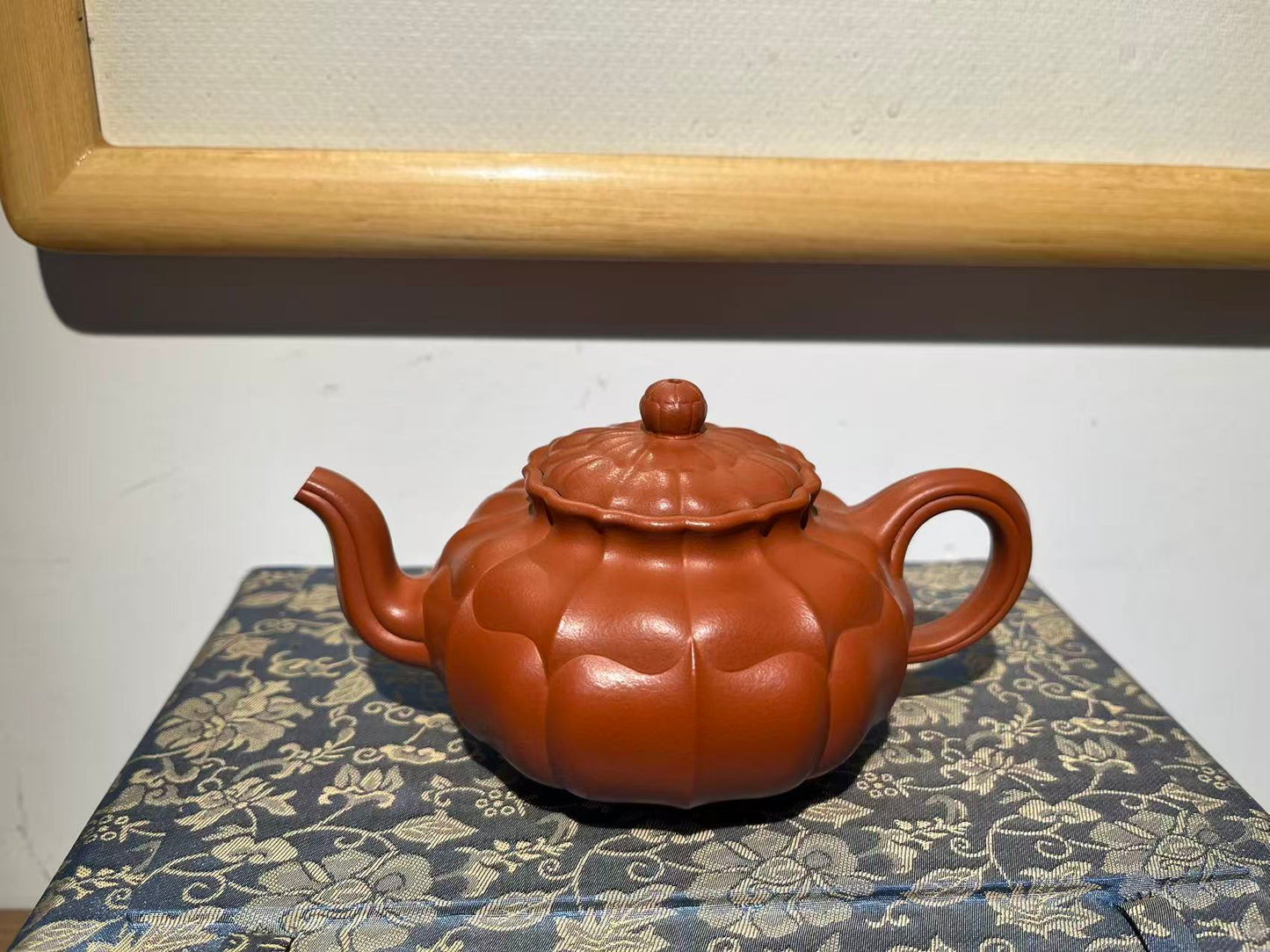 孤品原礦朱泥筋紋宮燈壺「周春燕紫砂壺」