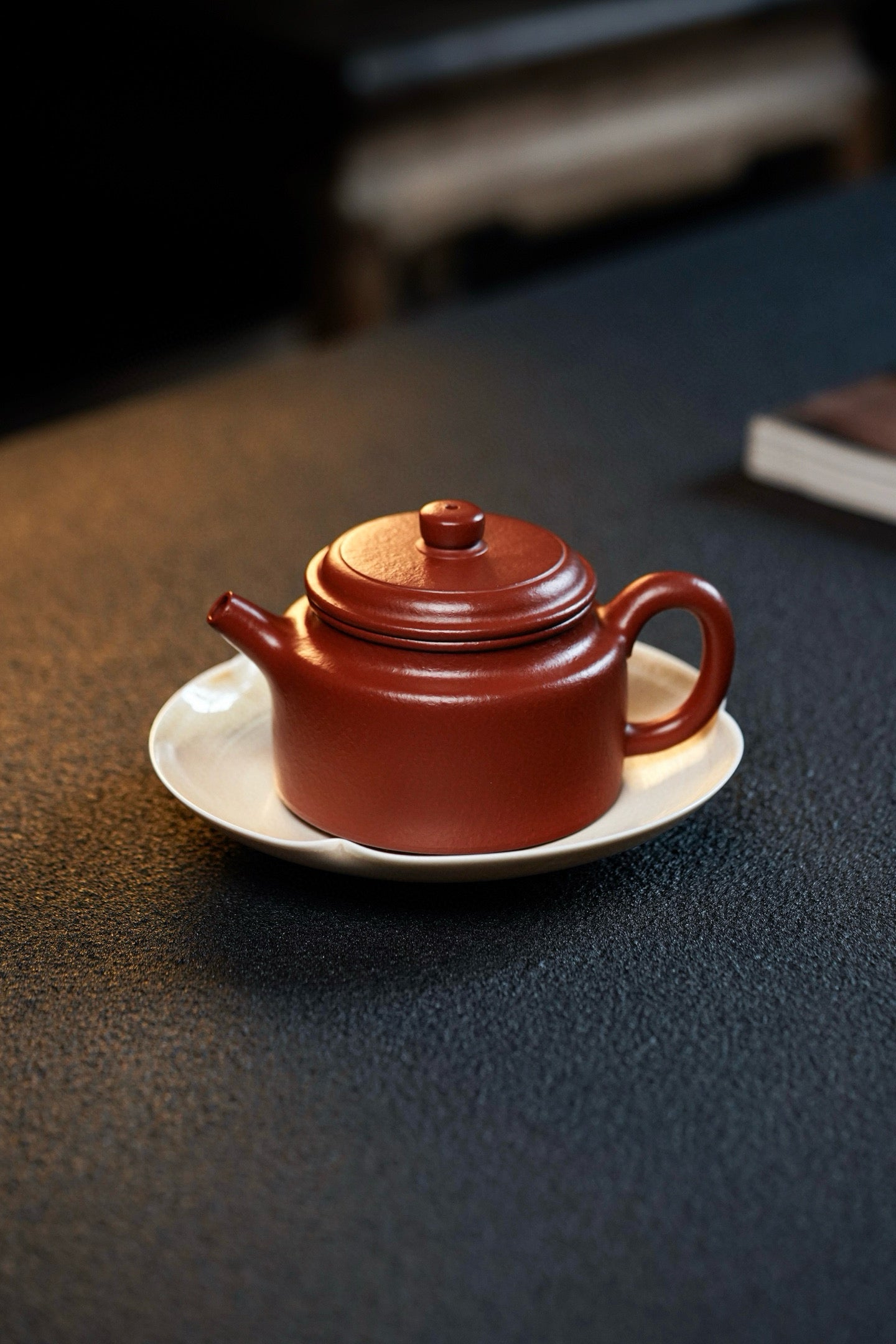 全手工原礦粗砂朱泥大亨德鐘紫砂壺「20260317每日特價」