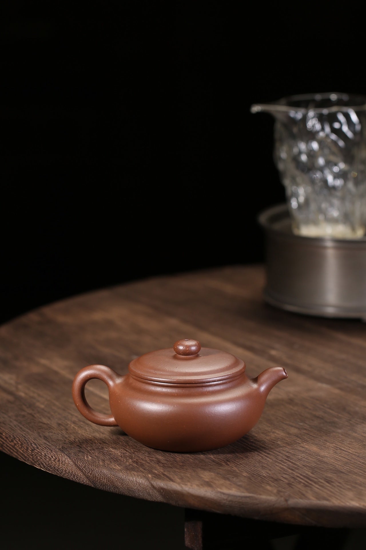 文革老紫泥扁腹紫砂壶