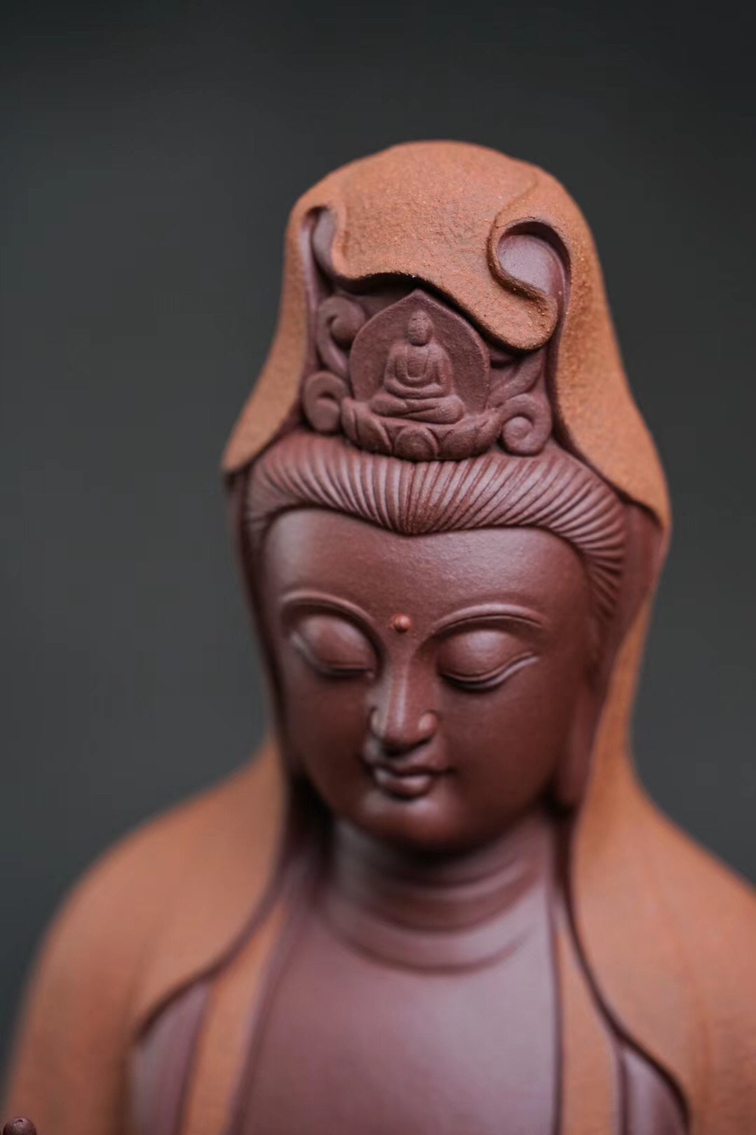 观世音菩萨紫砂摆件