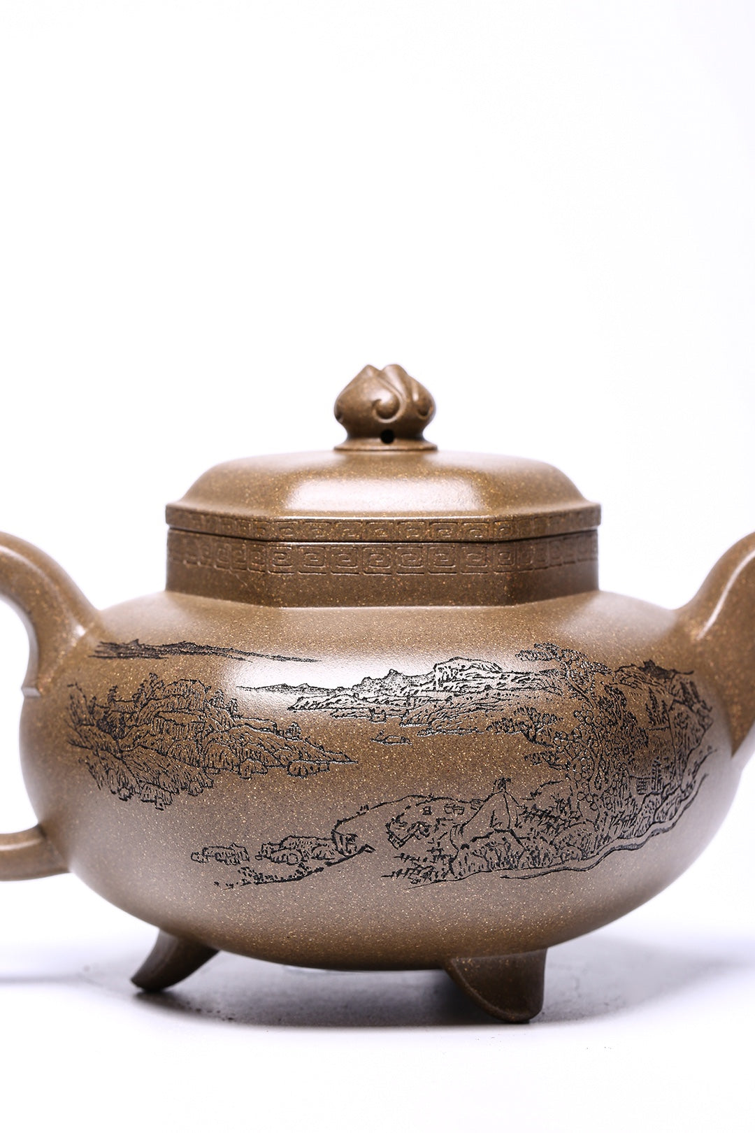 老青段三足如意紫砂壶