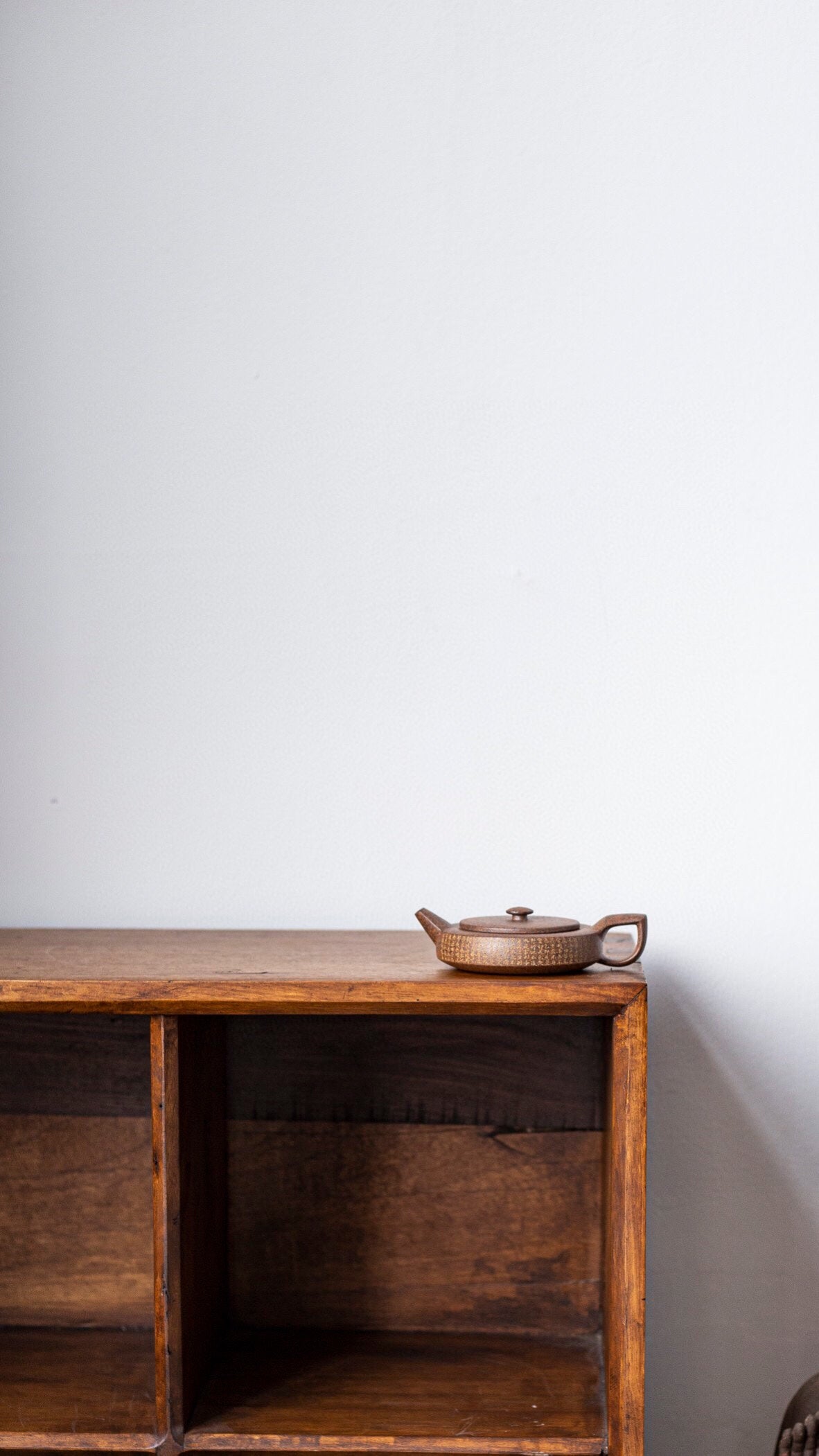 清灰段泥扁石紫砂壶