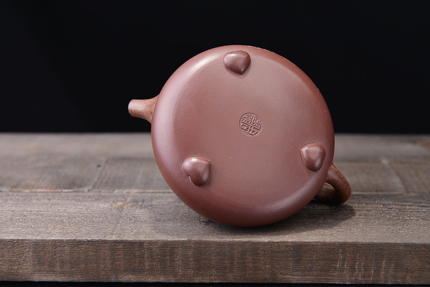 紫泥木纹景舟石瓢紫砂壶