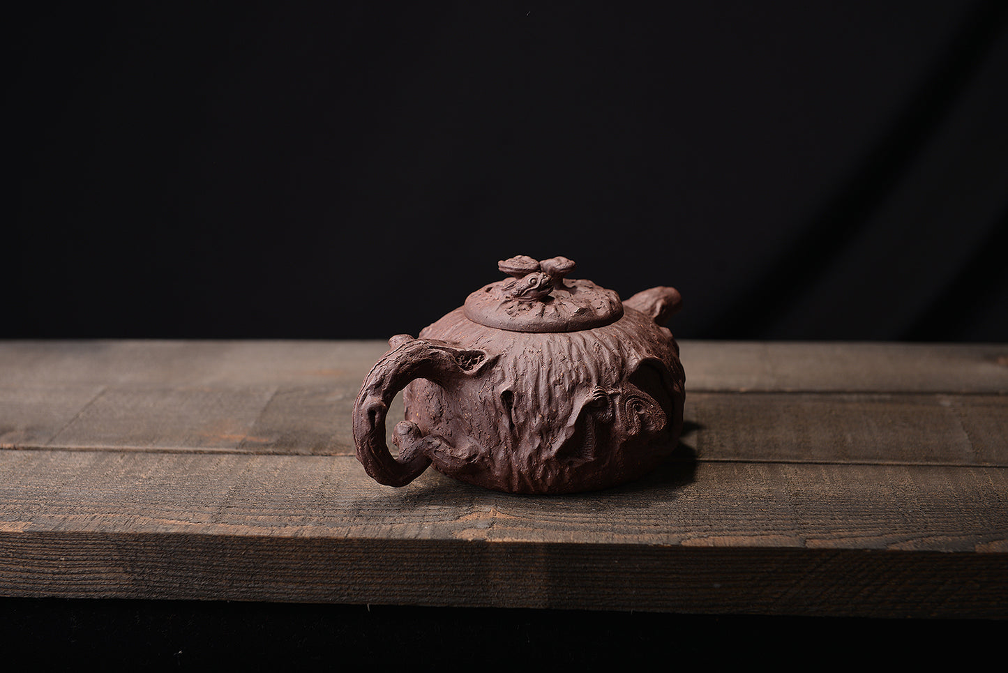 紫泥龙供春紫砂壶