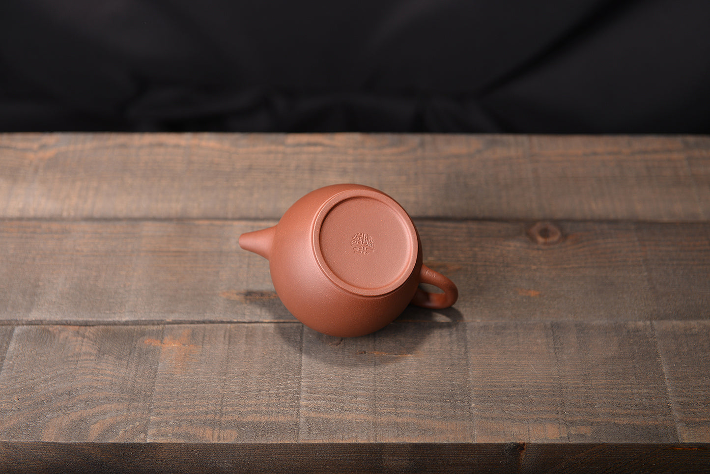 四号井紫泥明式巨轮珠紫砂壶