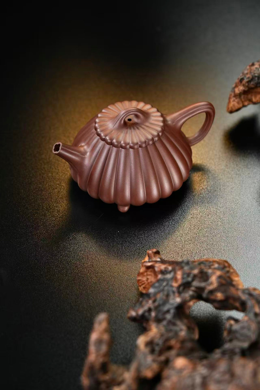 方器为什么难做？聊聊“泥片镶接”的工艺极限