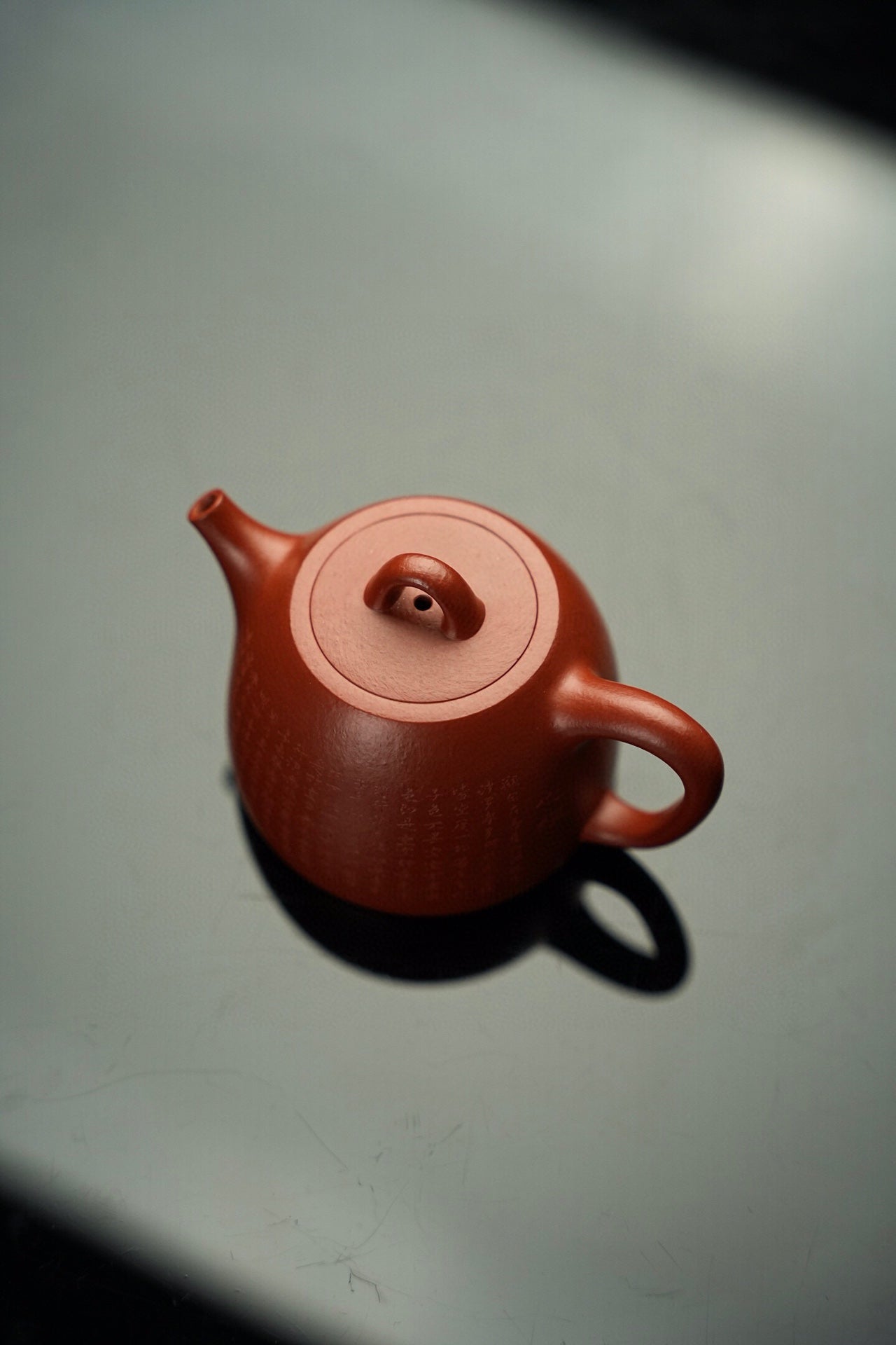 ※中国古美術/朱泥紫砂桃袁紋水滴/ 中国古美術/朱泥紫砂桃袁紋水滴/