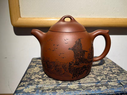 孤品原礦紅皮龍秦權紫砂壺「周春燕紫砂壺」