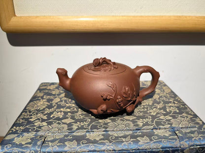 孤品原礦文革早期底槽清松鼠葡萄紫砂壺「周春燕紫砂壺」