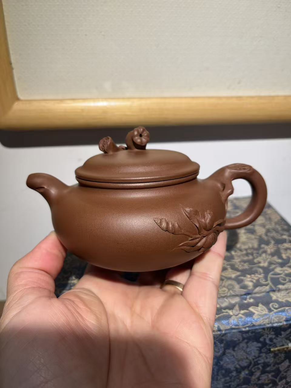 孤品原礦文革早期底槽清仿古石榴壺「周春燕紫砂壺」