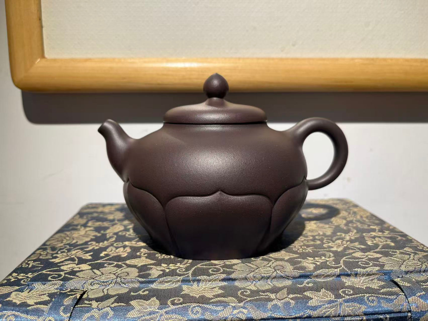 孤品原礦老料清灰泥禪蓮紫砂壺「周春燕紫砂壺」