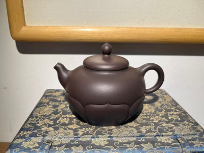 孤品原礦老料清灰泥禪蓮紫砂壺「周春燕紫砂壺」