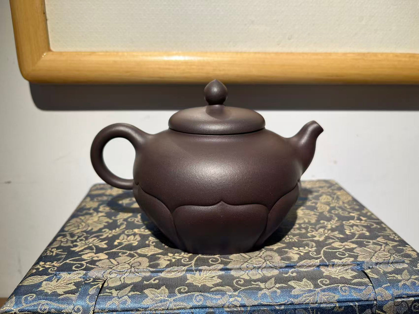 孤品原礦老料清灰泥禪蓮紫砂壺「周春燕紫砂壺」