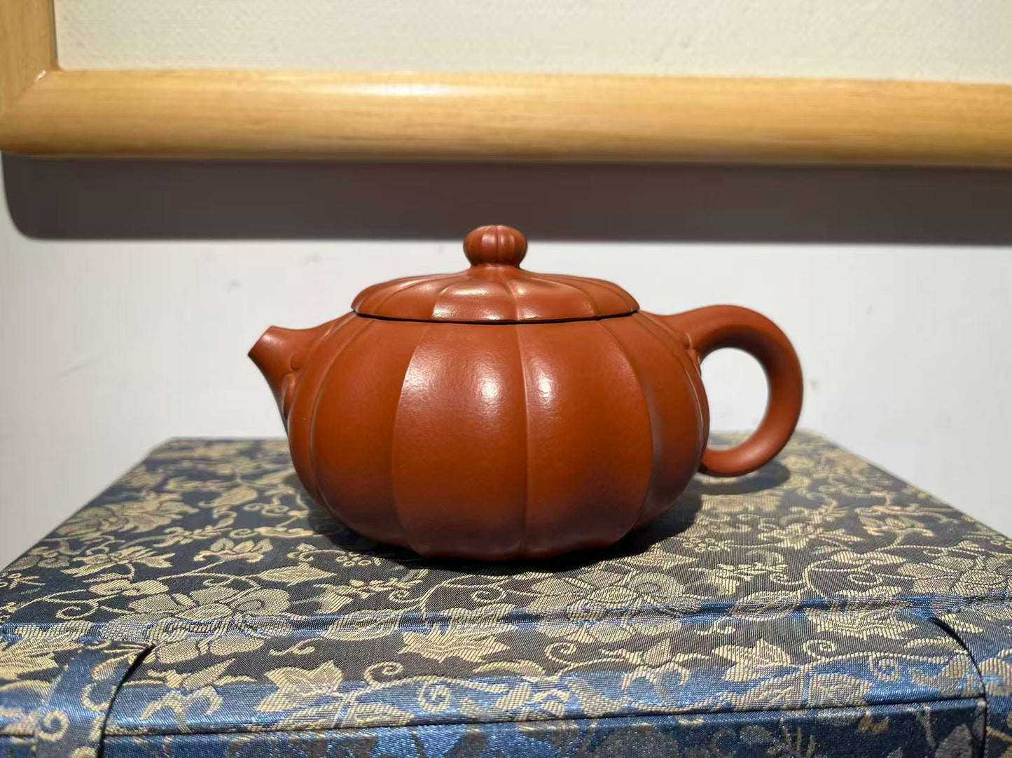 孤品原礦朱泥筋紋西施壺「周春燕紫砂壺」