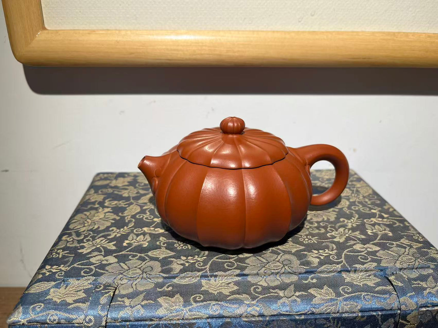 孤品原礦朱泥筋紋西施壺「周春燕紫砂壺」