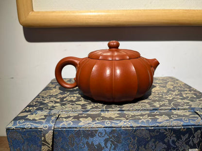 孤品原礦朱泥筋紋西施壺「周春燕紫砂壺」