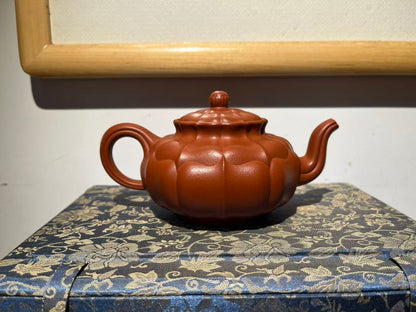 孤品原礦朱泥筋紋宮燈壺「周春燕紫砂壺」