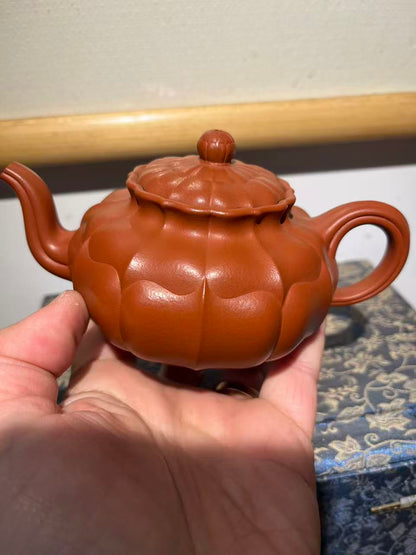 孤品原礦朱泥筋紋宮燈壺「周春燕紫砂壺」