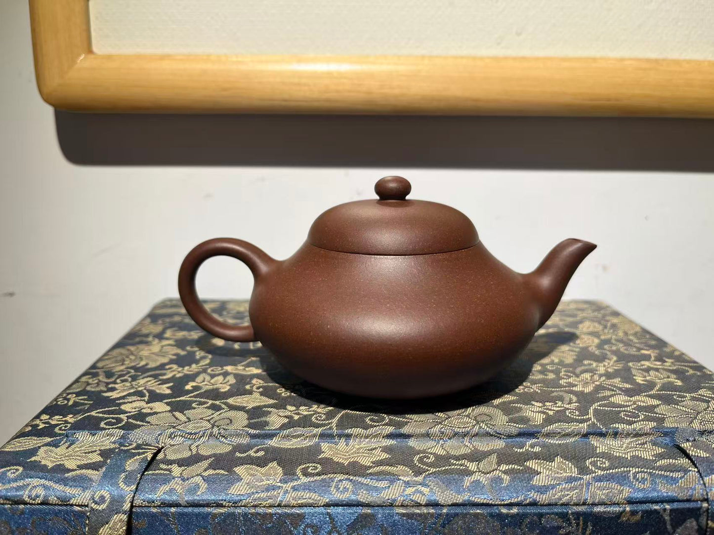 孤品原礦底槽清梨形紫砂壺「高工」