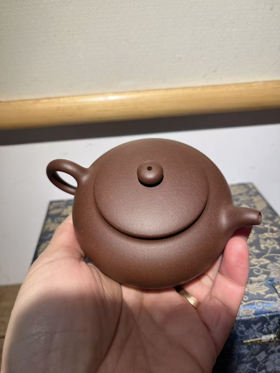 孤品原礦底槽清含香紫砂壺「高工」