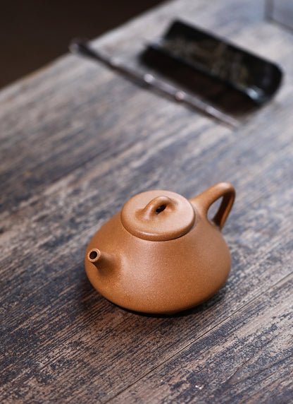 「典藏泥料」全手工寶山段子冶石瓢紫砂壺