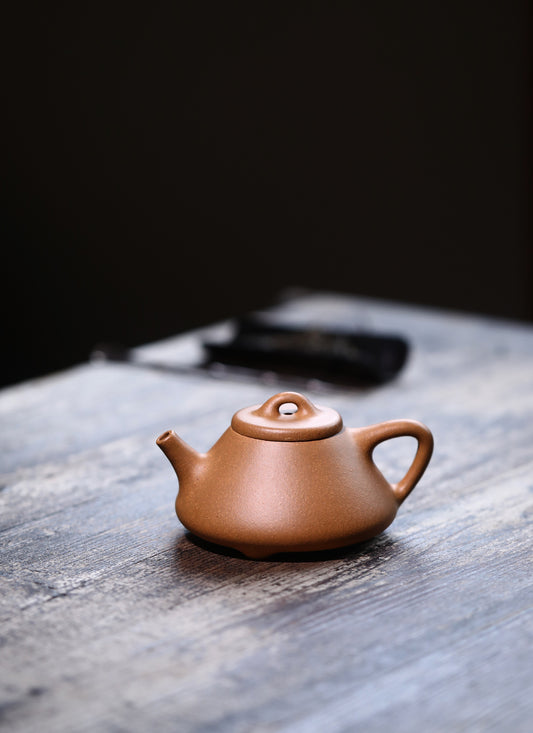 「典藏泥料」全手工寶山段子冶石瓢紫砂壺