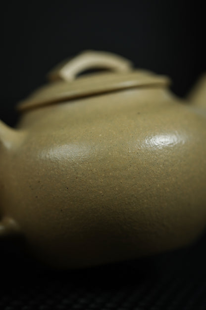 Fully handmade Benshan green clay auspicious jade purple clay teapot