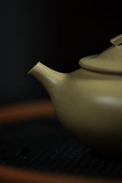 Fully handmade Benshan green clay auspicious jade purple clay teapot