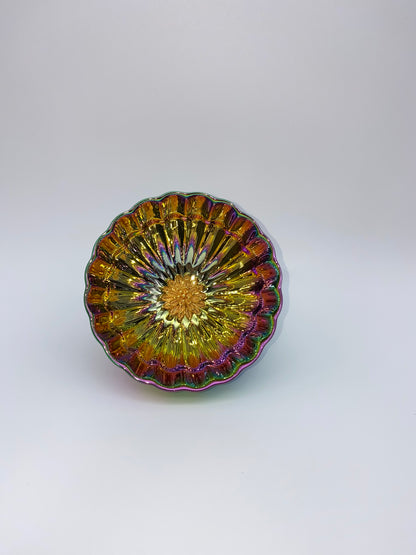 Multi-coloured gilt lotus cup for master in kiln