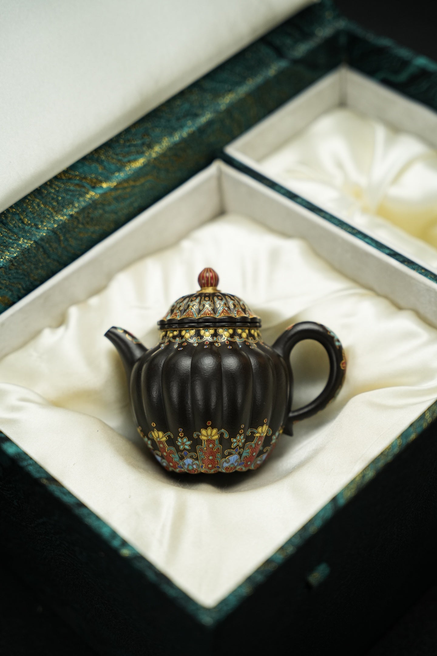 極品朱泥捂灰筋紋秋水紫砂壺「20250822每日特價」