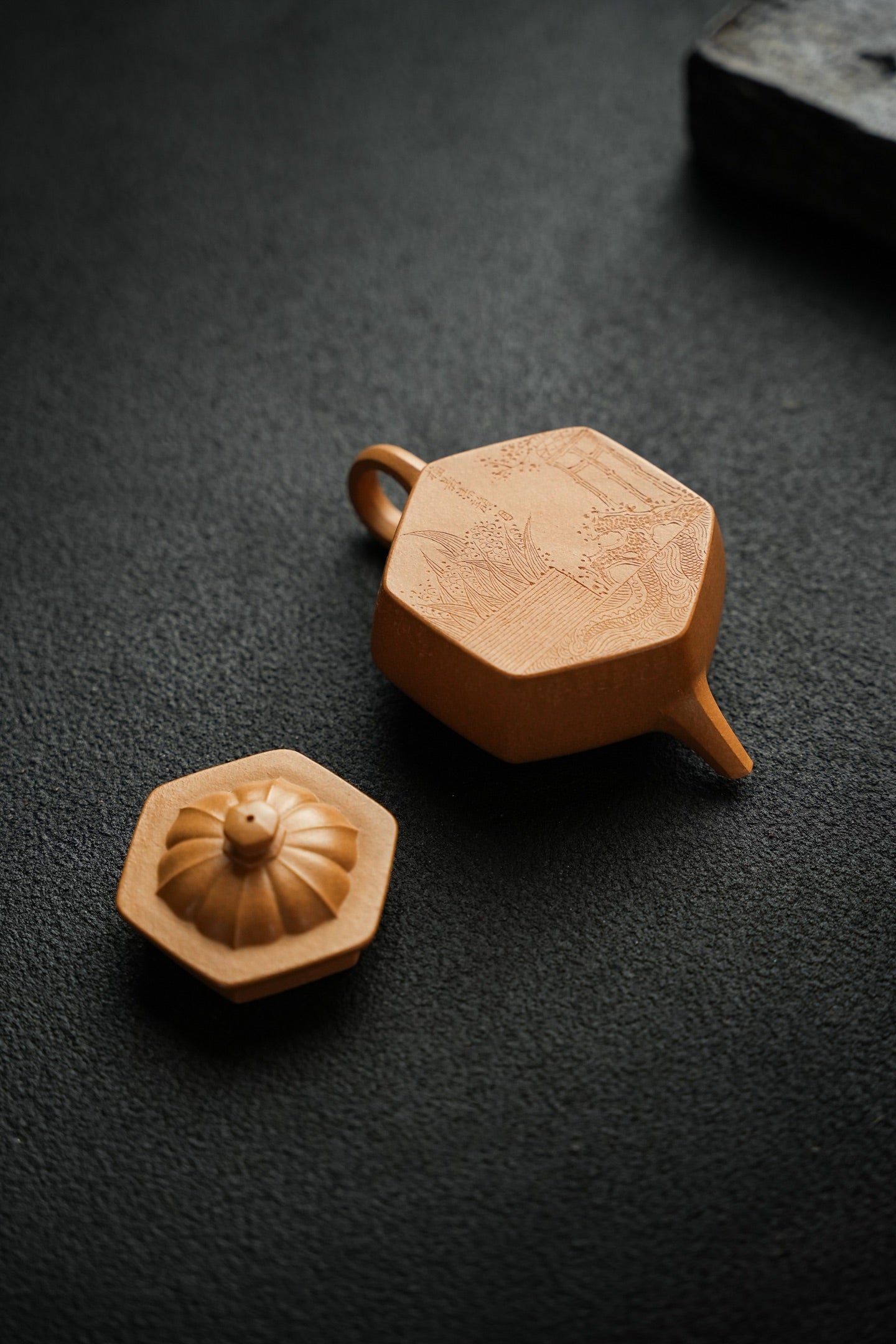 原礦頂級黃金段泥六方旭茂紫砂壺「20250628每日特價」