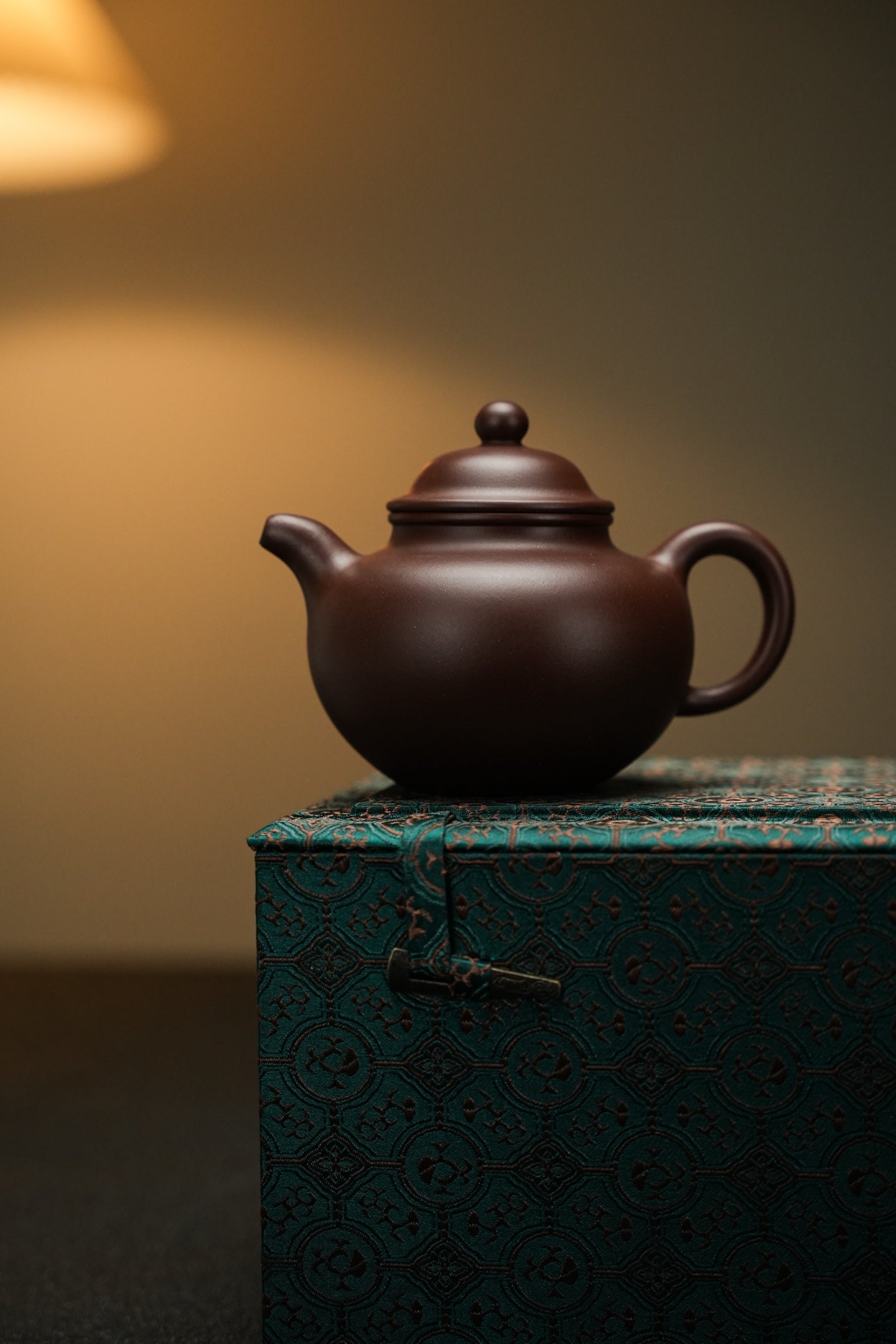 全手工原礦極品老紫泥掇球紫砂壺「20250628每日特價」