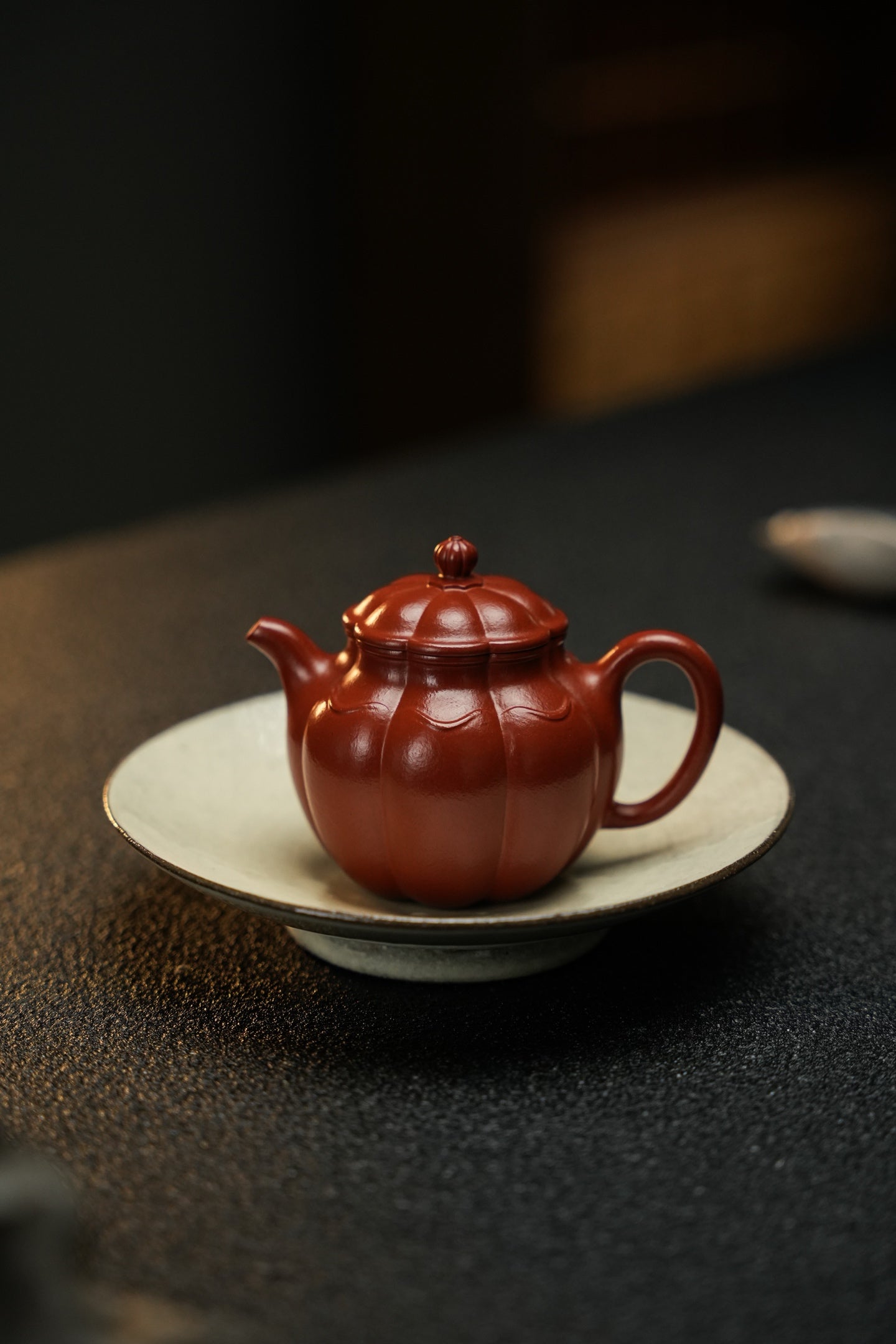 極品朱泥筋紋蓮子哲緣紫砂壺「20260111每日特價」