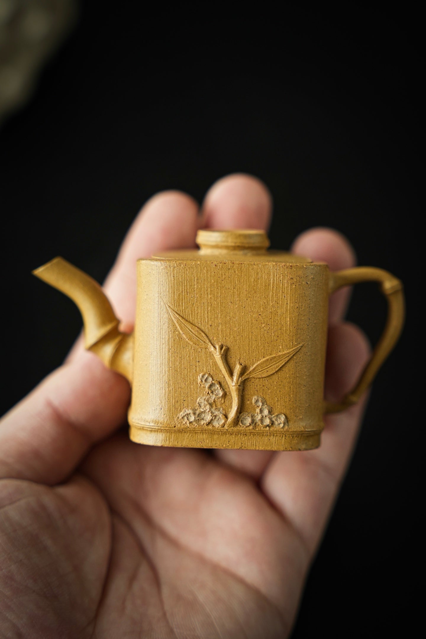 極品黃金段泥小方竹薄胎紫砂壺「20250628每日特價」