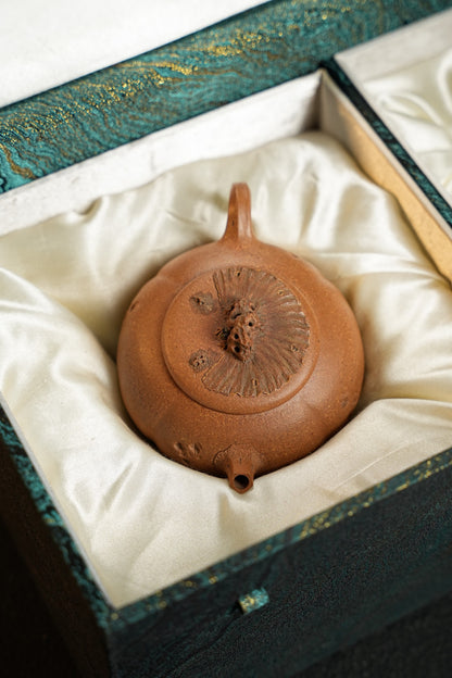 全手工極品黃金段聽泉紫砂壺「20251118每日特價」