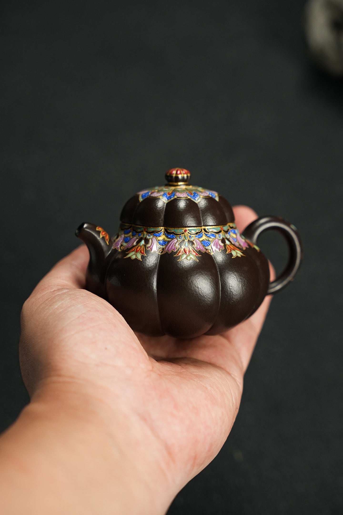 極品朱泥捂灰金銀琺瑯醉玲瓏紫砂壺「20250827每日特價」