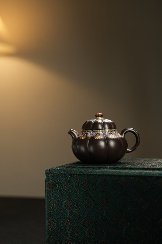 極品朱泥捂灰金銀琺瑯醉玲瓏紫砂壺「20250827每日特價」