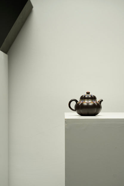 極品朱泥捂灰金銀琺瑯醉玲瓏紫砂壺「20250827每日特價」