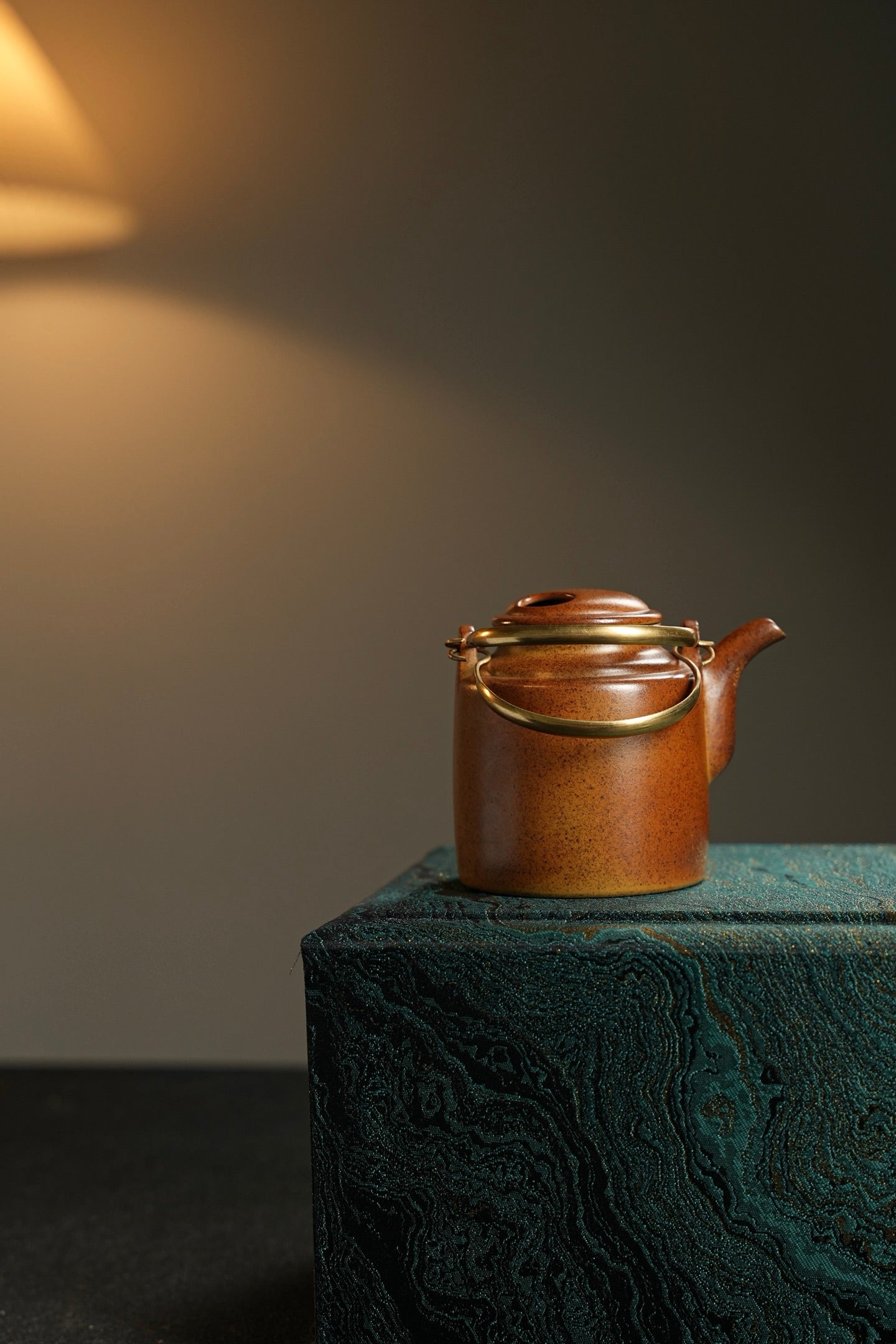 原礦黃金段柴燒牛蓋洋桶紫砂壺「20250822每日特價」