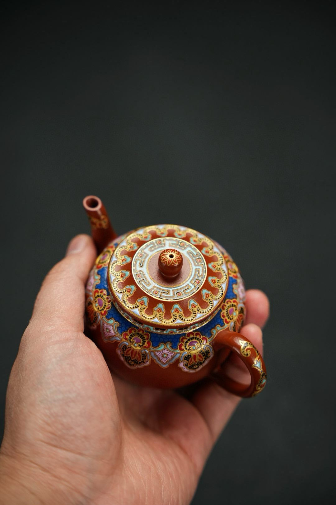 原礦極品朱泥料宮燈琺瑯彩紫砂壺「20250816每日特價」