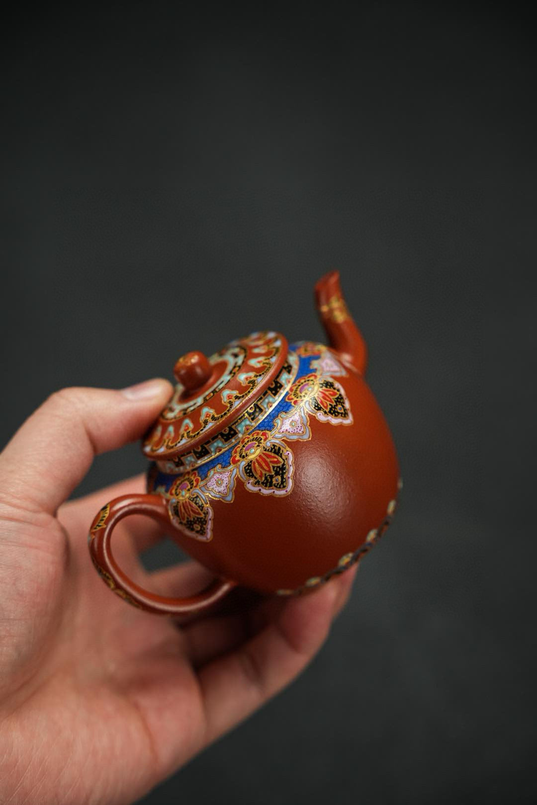 原礦極品朱泥料宮燈琺瑯彩紫砂壺「20250816每日特價」