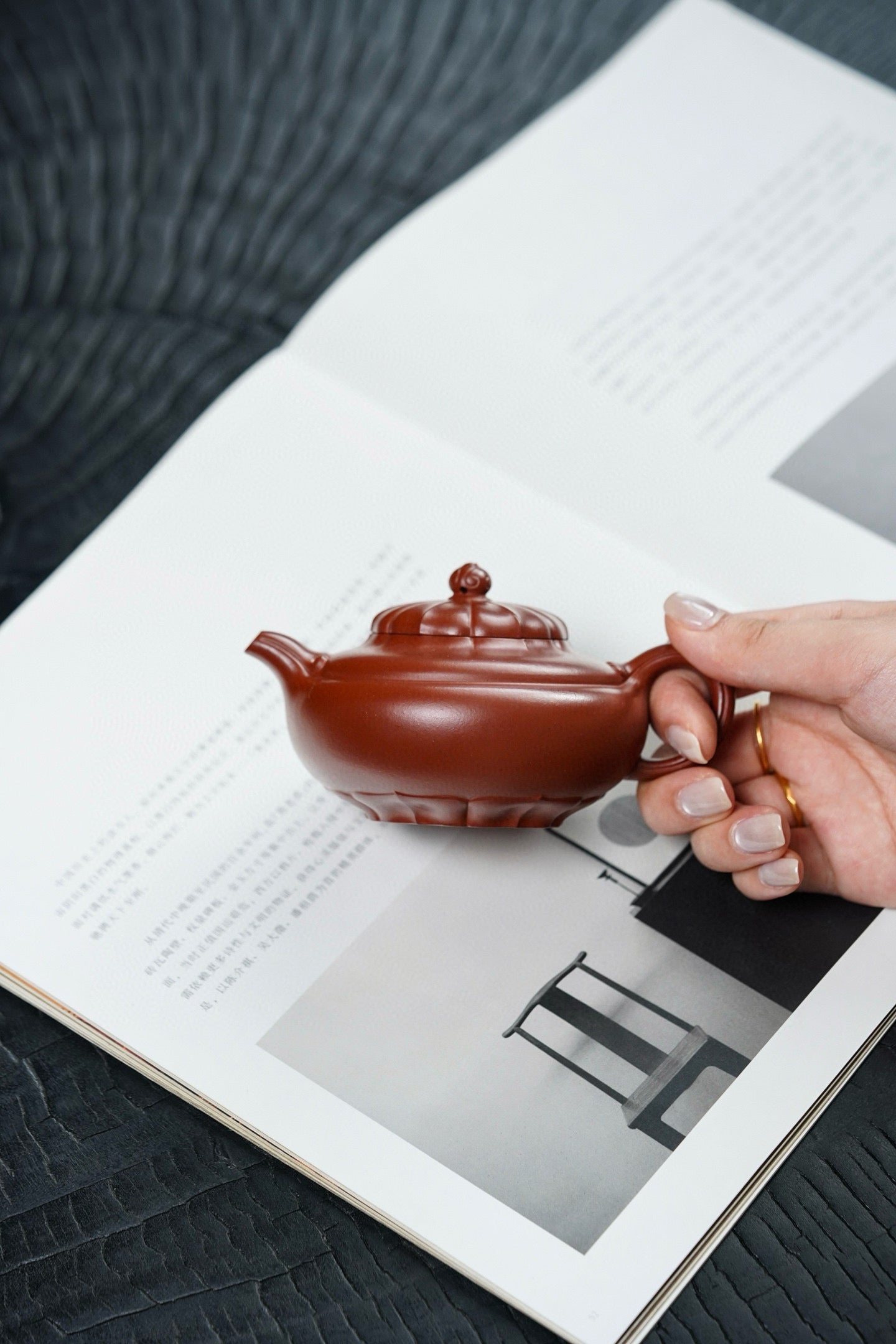 原礦頂級朱泥唯心梵蓮紫砂壺「20251118每日特價」