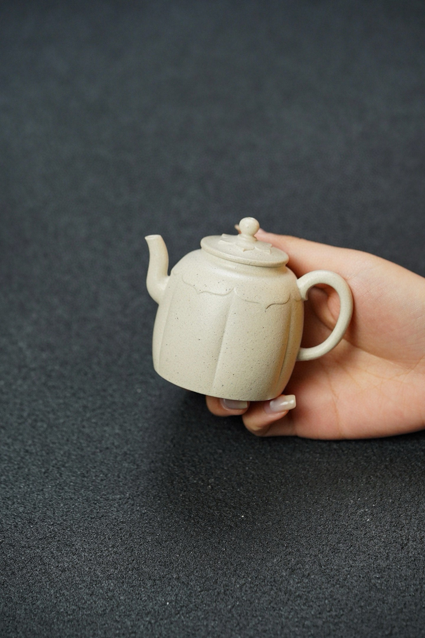 極品白玉段梵蓮唯心紫砂壺「20251118每日特價」