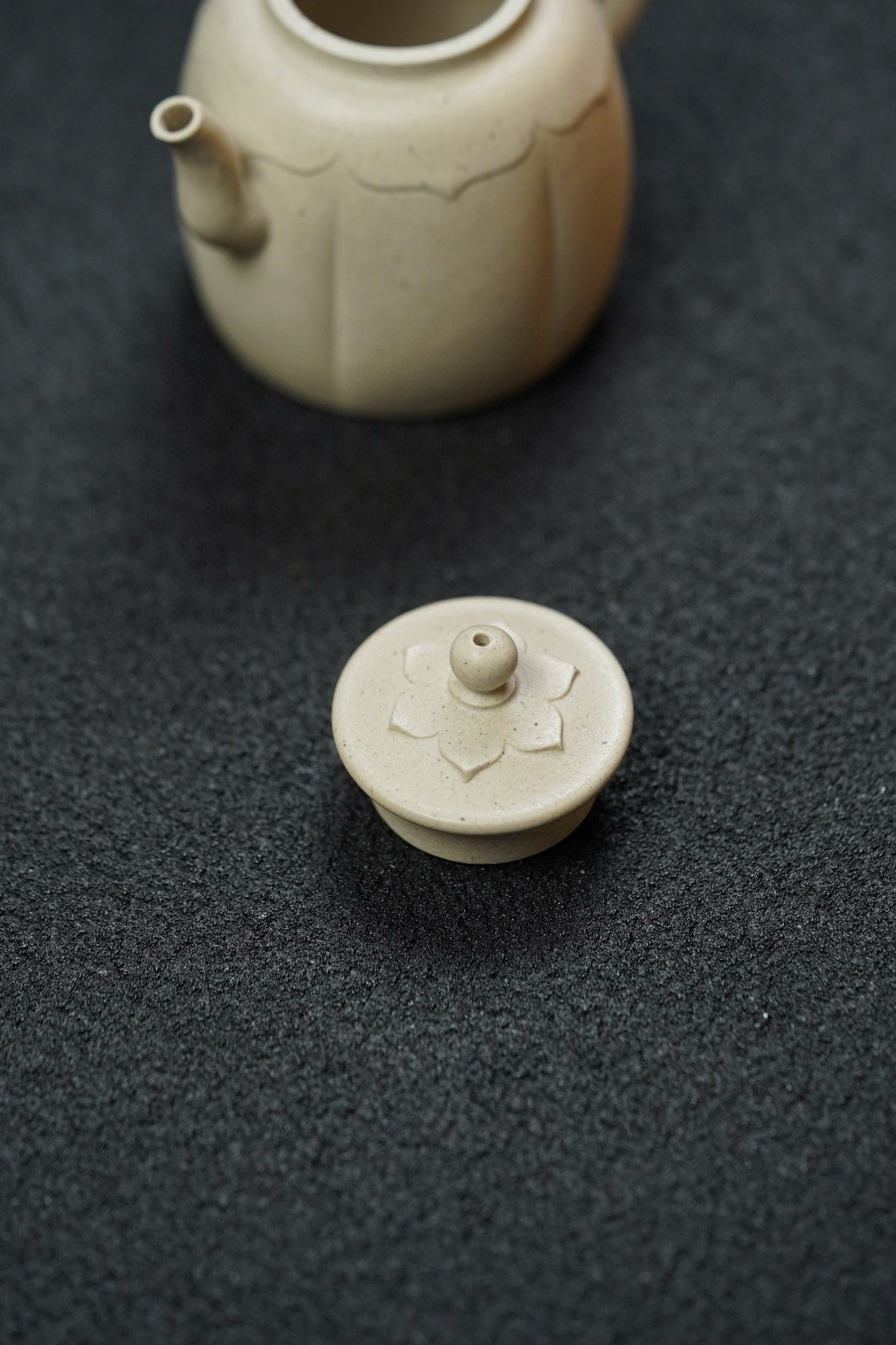 極品白玉段梵蓮唯心紫砂壺「20251118每日特價」