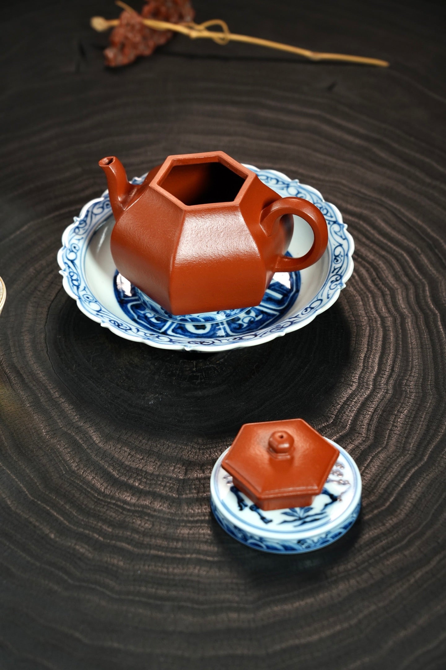 全手工原礦極品朱泥六方玲瓏紫砂壺「20251118每日特價」