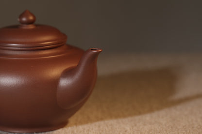 Qingxiaoying Zisha Teapot with Bottom Groove