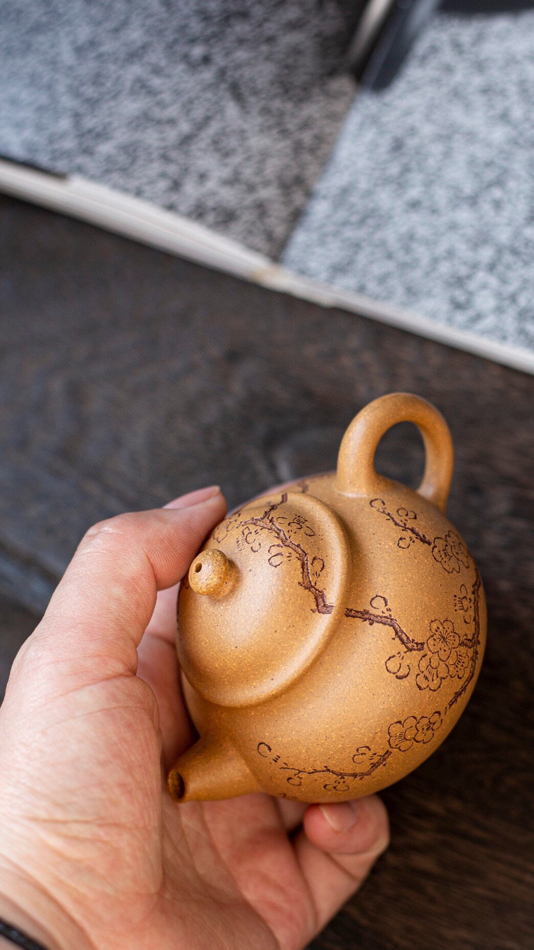 The original ore section Niyulu purple sand teapot