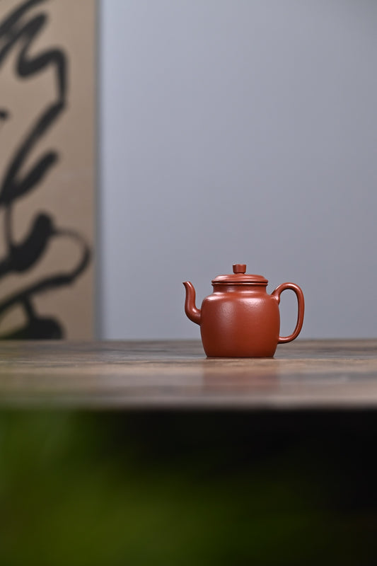 精工朱泥宫灯紫砂壶