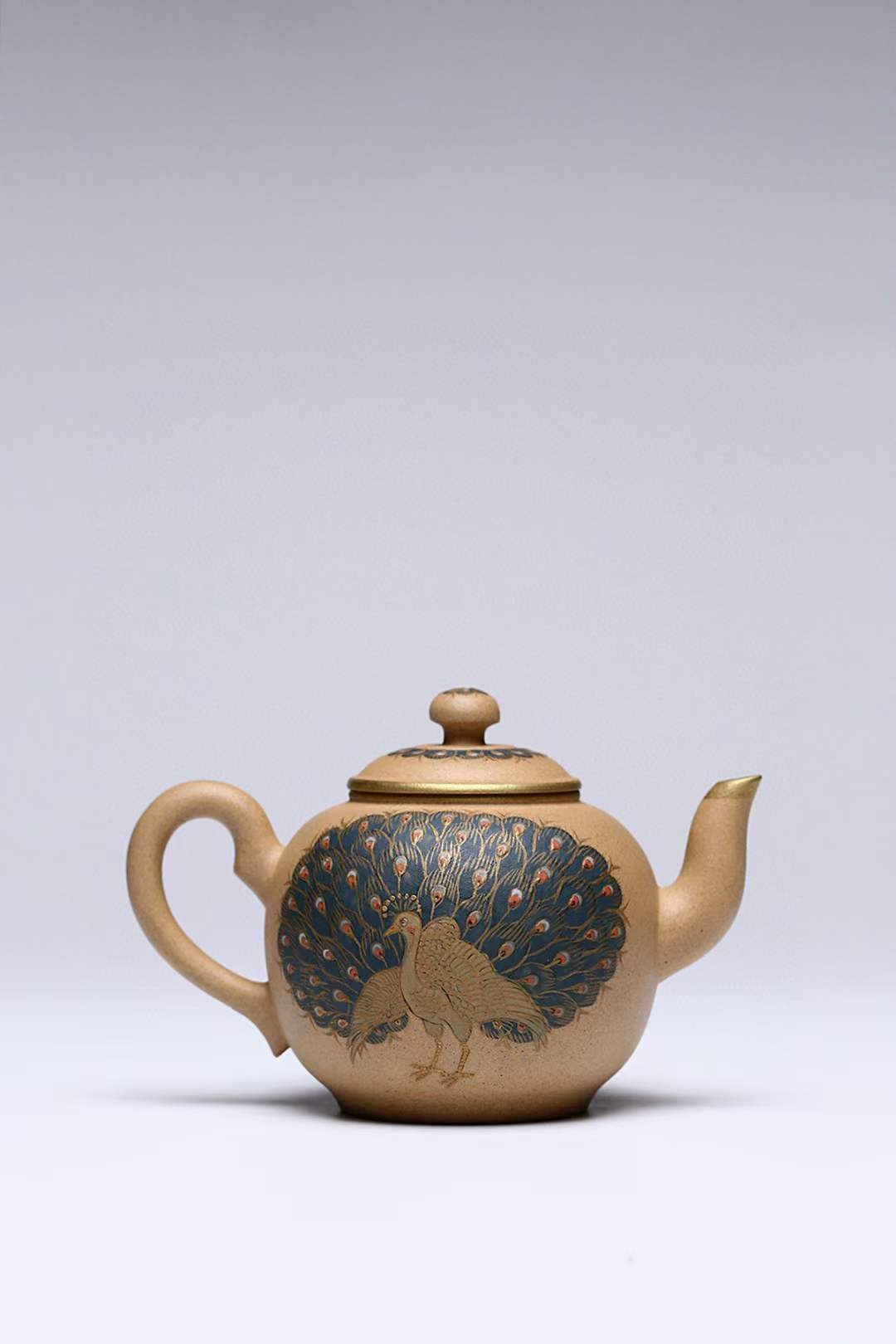 [Collection grade] Mud Peacock Kaiping Zisha Teapot in the Original Mine Section